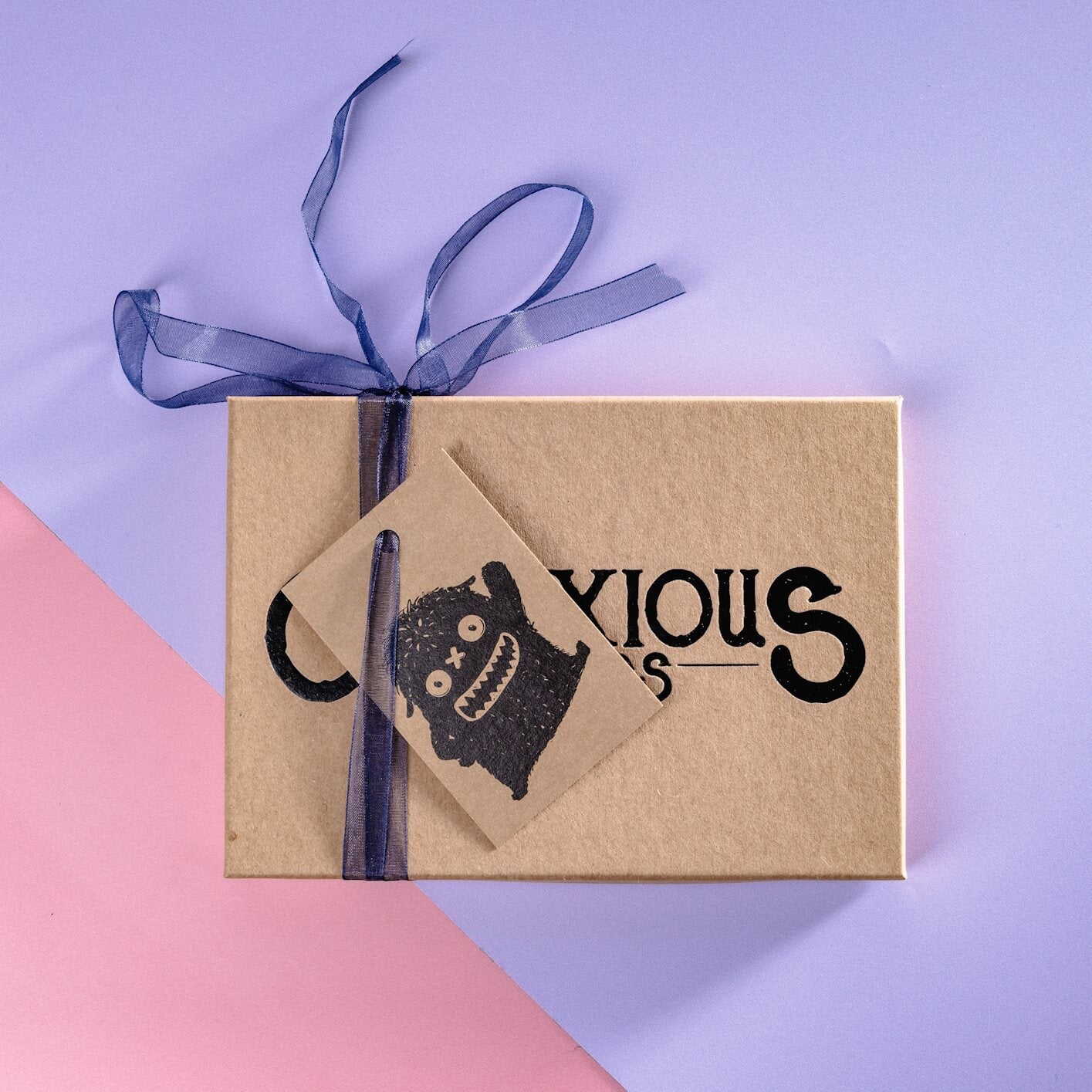 Kraft monster gift tag for a playful touch – Our custom-printed monster gift tag adds charm to your chocolate gift wrapping, making it easy to send straight to the recipient.